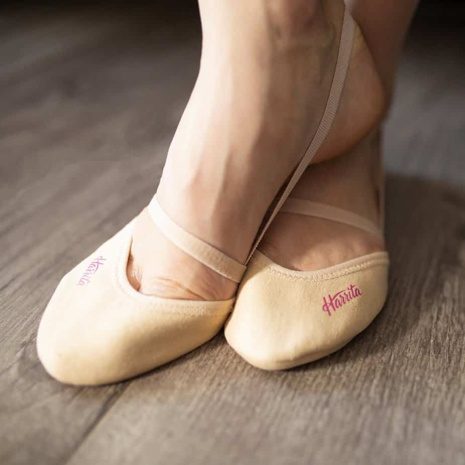 Top 11 Best Gymnastics Shoes For Tumbling And Toe Shoes